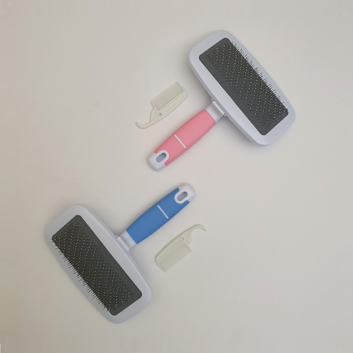 pet-slicker-brush-with-comb