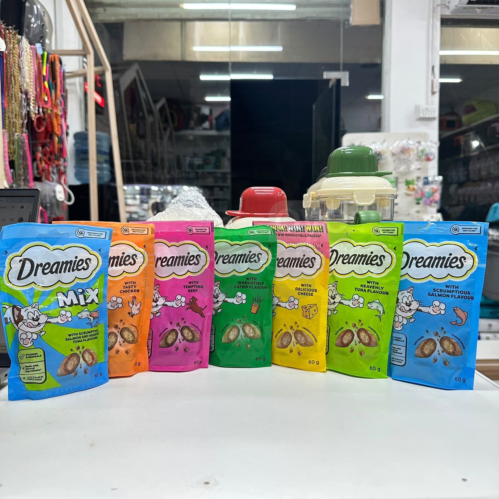 Dreamies - Cat Treats - 60g - Image 2