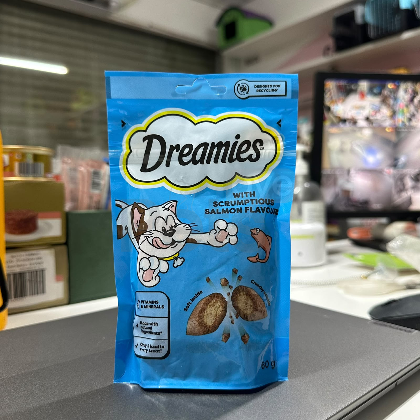 Dreamies-Treat-Salmon